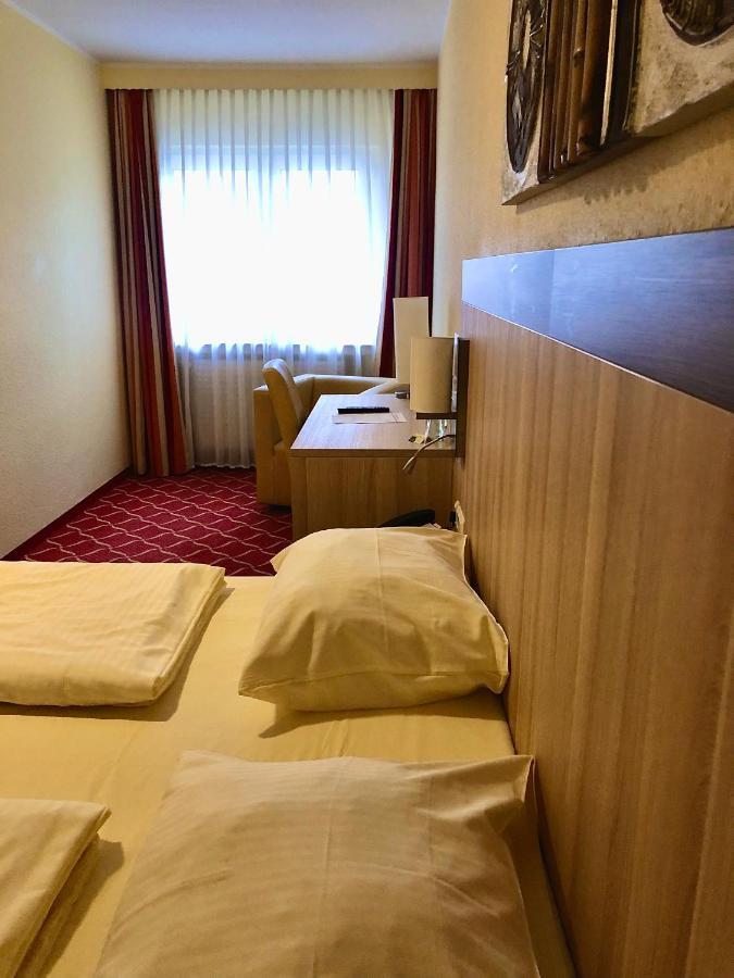 Montana Hotel Koeln-Bonn Airport Troisdorf Eksteriør bilde