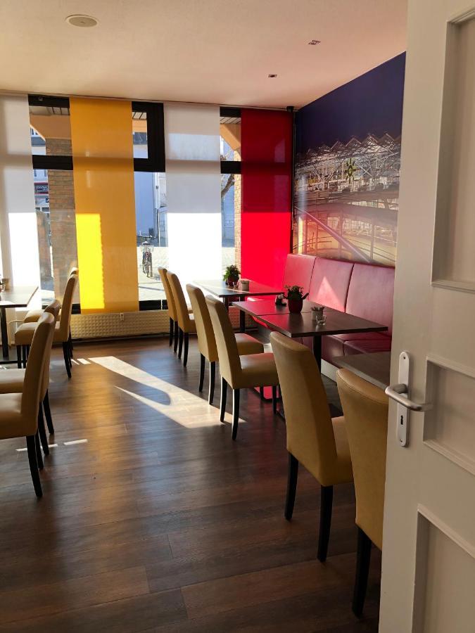 Montana Hotel Koeln-Bonn Airport Troisdorf Eksteriør bilde
